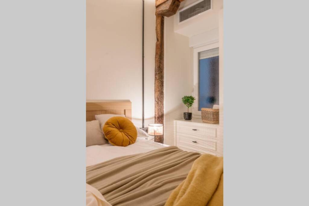 Rustic Bilbao Apartment Exterior photo